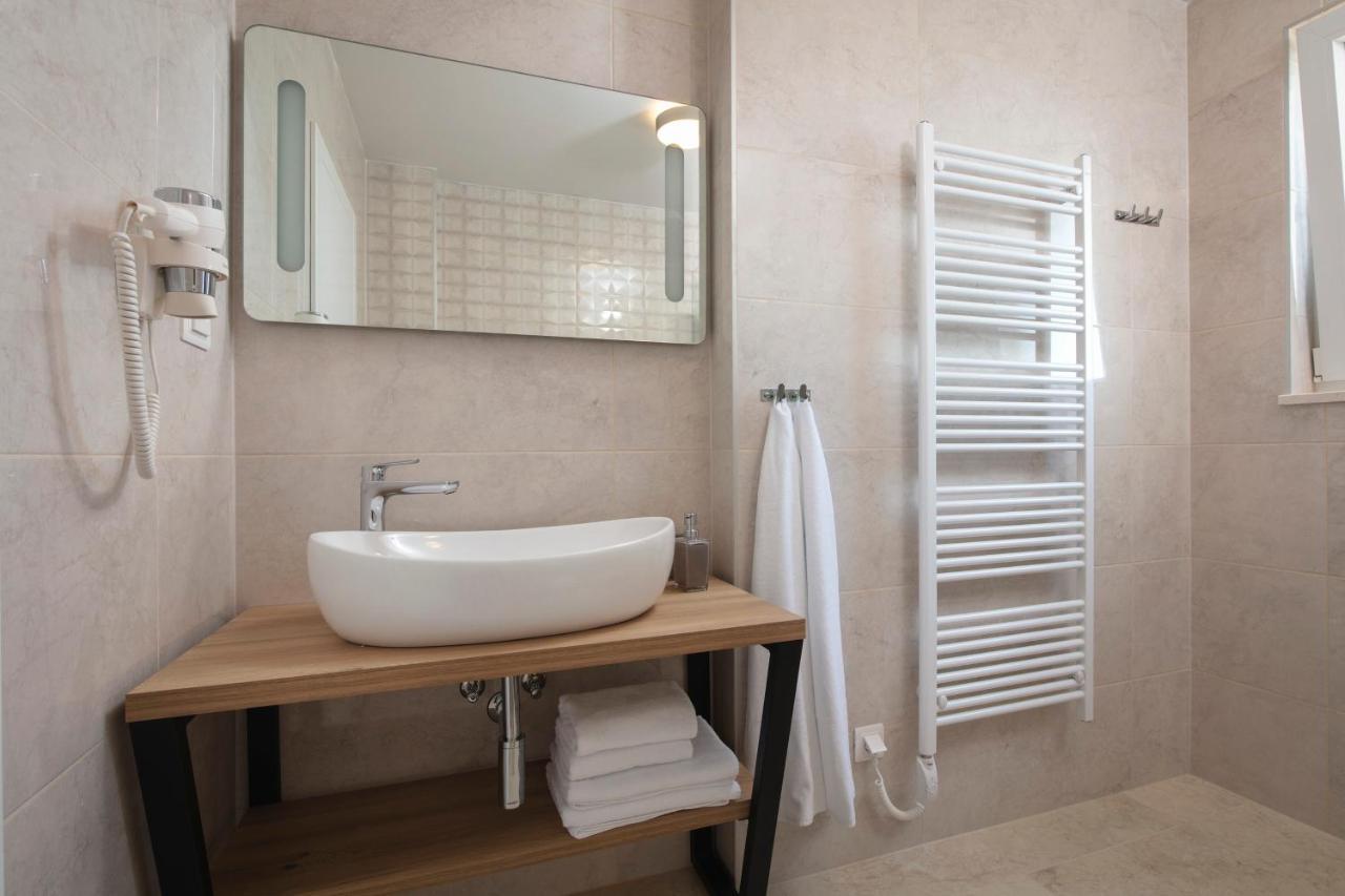 Villa Le Soleil Rogoznica  Ngoại thất bức ảnh