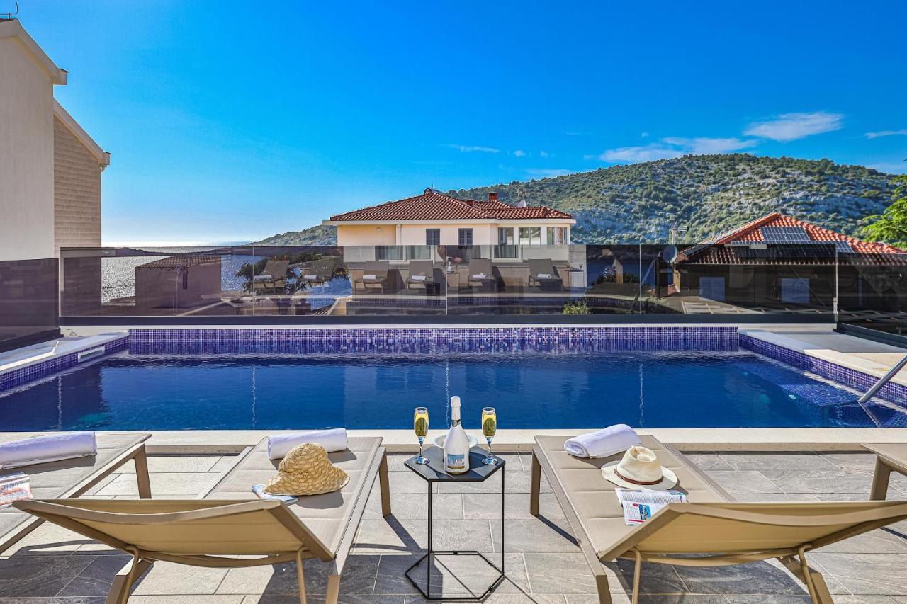 Villa Le Soleil Rogoznica  Ngoại thất bức ảnh