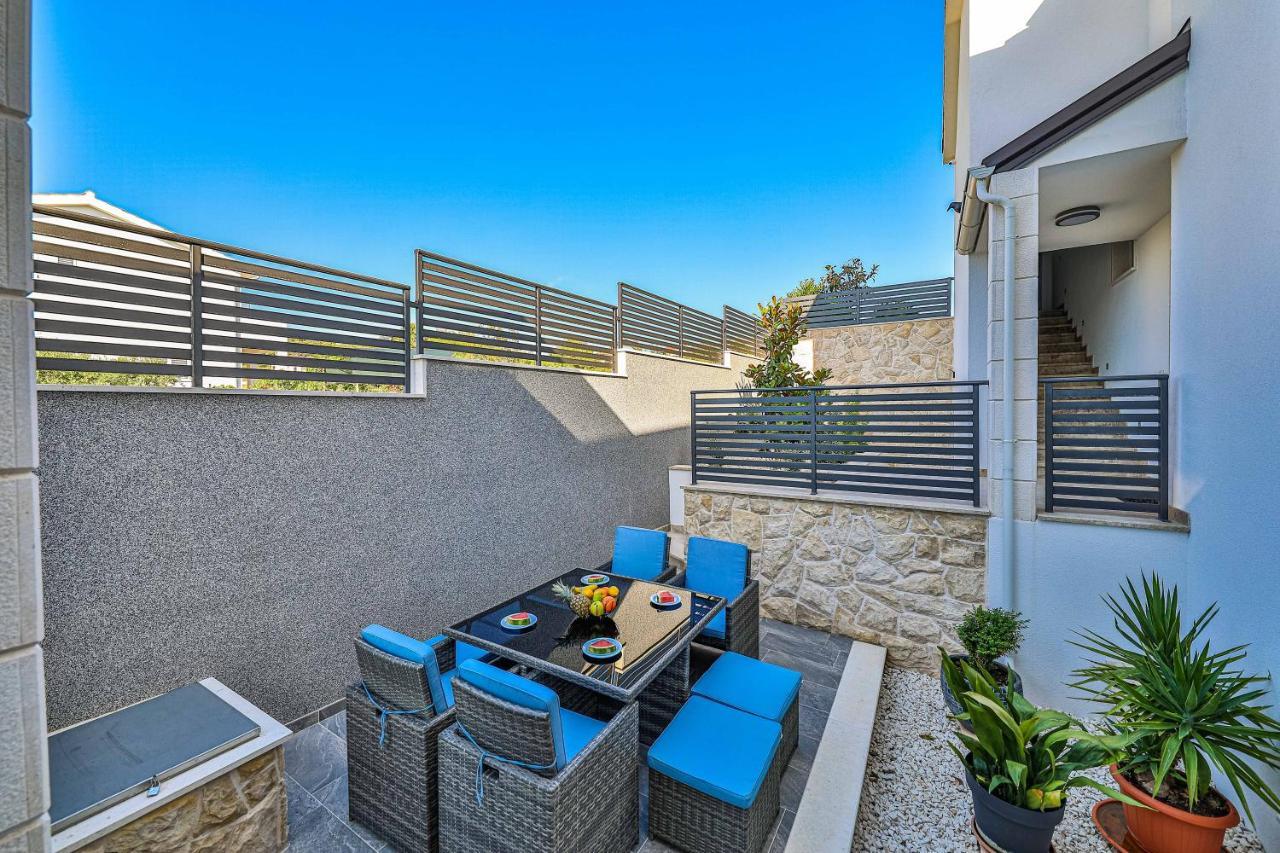 Villa Le Soleil Rogoznica  Ngoại thất bức ảnh